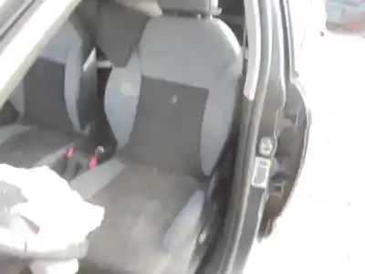 Veicolo di demolizione citroen c3 collection dell'anno 2015 alimentato 8h01