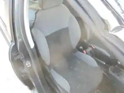 Veicolo di demolizione citroen c3 collection dell'anno 2015 alimentato 8h01