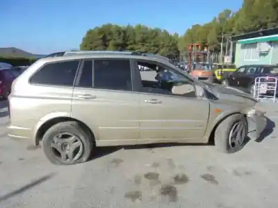 Sloopvoertuig ssangyong kyron 200 xdi limited van het jaar 2007 aangedreven d20dt