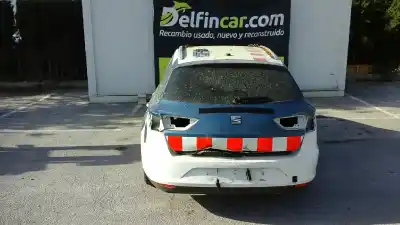 Здавання транспортного засобу seat leon st (5f8) style року 2016 потужний crl