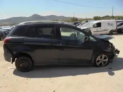 Véhicule à la ferraille ford grand c-max edition de l'année 2014 alimenté m1da