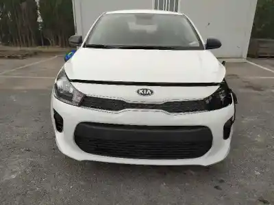 Veículo de Sucata kia rio (yb) concept do ano 2017 alimentado g4la