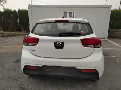 Veículo de Sucata kia rio (yb) concept do ano 2017 alimentado g4la