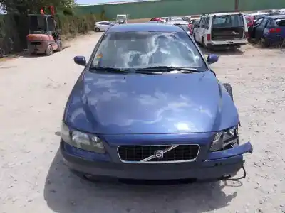 Veículo de Sucata volvo s60 berlina 2.4 (125kw) do ano 2003 alimentado b5244s