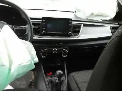 Veicolo di demolizione kia rio (yb) tech dell'anno 2018 alimentato g4la