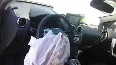 Veículo de Sucata nissan qashqai (j10) tekna do ano 2008 alimentado m9rd833