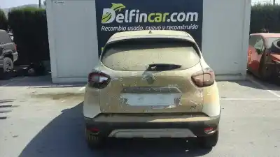 Veicolo di demolizione renault captur zen dell'anno 2017 alimentato k9kf646