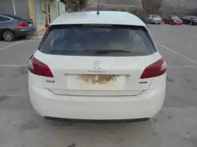 Sloopvoertuig peugeot 308 allure van het jaar 2016 aangedreven bh01