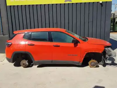 Veículo de Sucata jeep compass ii sport 4x2 do ano 2018 alimentado 55260384