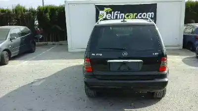 Veículo de Sucata mercedes-benz clase m (w163) 270 cdi (163.113) do ano 2005 alimentado 612963
