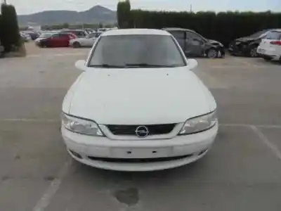 Veículo de Sucata opel vectra b berlina cd do ano 1998 alimentado x18xe