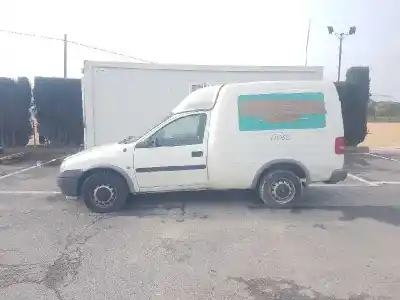Veículo de Sucata opel combo (corsa b) cargo do ano 2000 alimentado x170