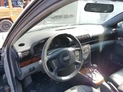 Vehicul casat audi a4 berlina (b5) 1.9 tdi al anului 2000 alimentat ajm