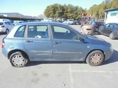 Scrapping Vehicle fiat stilo van (192_) 1.9 jtd (192dxf1a) of the year 2002 powered 192a3000