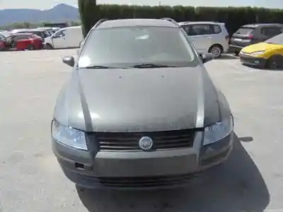 Veicolo di demolizione fiat stilo multi wagon (192 desde modelo 2003) 1.9 jtd dell'anno 2004 alimentato 192a1000