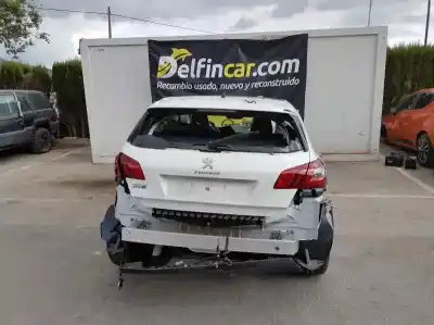 Veicolo di demolizione peugeot 308 allure dell'anno 2018 alimentato yh01