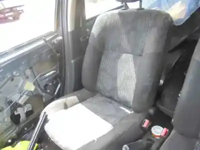 Sloopvoertuig dacia sandero ambiance van het jaar 2008 aangedreven k7j7a710