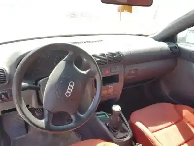 Scrapping Vehicle audi a3 (8l) 1.6 ambiente of the year 2001 powered akl