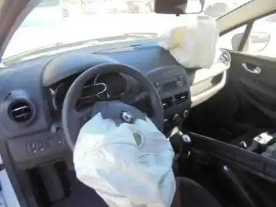 Здавання транспортного засобу renault clio iv authentique року 2016 потужний k9ke628