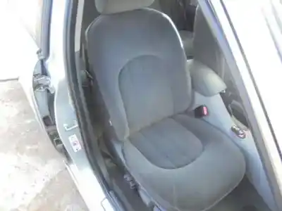 Veicolo di demolizione mg serie 75 (rj) 2.0 cdt classic dell'anno 2002 alimentato 204d2