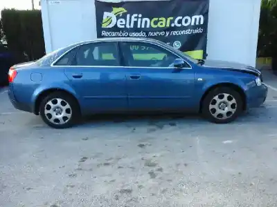 Veículo de Sucata audi a4 berlina (8e) 2.0 do ano 2004 alimentado alt
