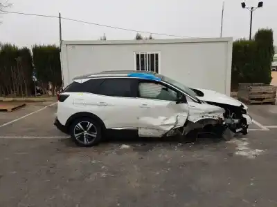 Veículo de Sucata peugeot 3008 gt line do ano 2018 alimentado yh01