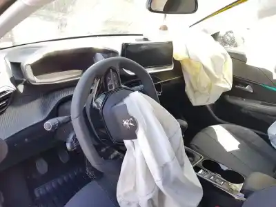 Sloopvoertuig peugeot 208 (p2) active van het jaar 2021 aangedreven yh01