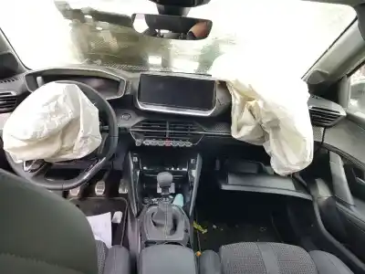 Scrapping Vehicle peugeot 208 (p2) active of the year 2020 powered yh01