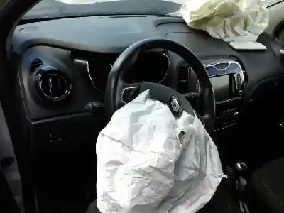 Sloopvoertuig renault captur intens van het jaar 2017 aangedreven h5ff408