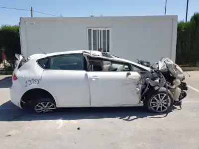 Veicolo di demolizione seat leon (1p1) reference dell'anno 2010 alimentato cax