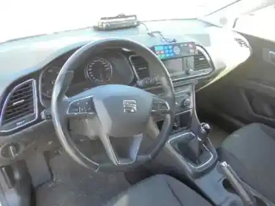 Здавання транспортного засобу seat leon st (5f8) style року 2016 потужний crl