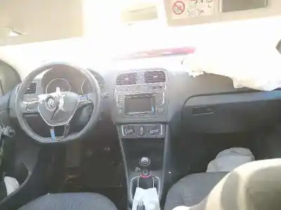 Veículo de Sucata volkswagen polo (6c1) comfortline bluemotion do ano 2015 alimentado cjz