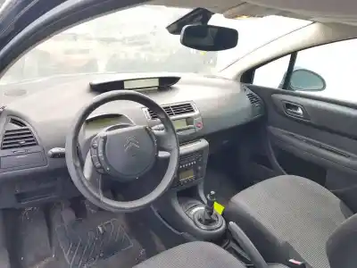 Vehicul casat citroen c4 coupe collection al anului 2006 alimentat kfu