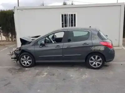 Scrapping Vehicle PEUGEOT 308 Active of the year 2013 powered 9H06