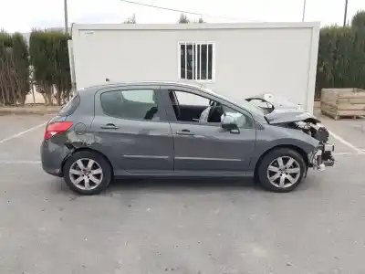Veicolo di demolizione peugeot 308 active dell'anno 2013 alimentato 9h06