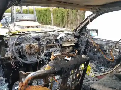 Veículo de Sucata bmw x5 (e53) 3.0d do ano 2005 alimentado 306d2