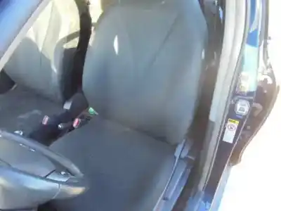 Veicolo di demolizione toyota yaris active dell'anno 2009 alimentato 1nd