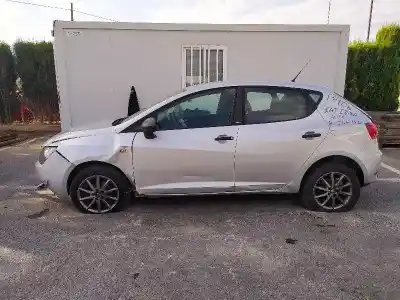 Veículo de Sucata seat ibiza (6j5) reference do ano 2014 alimentado cgp