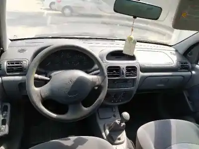 Scrapping Vehicle renault clio ii fase i (b/cbo) 1.2 of the year 2000 powered d7fd7