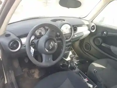 Здавання транспортного засобу mini mini (r56) one року 2011 потужний n16b16a