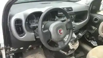 Veículo de Sucata fiat panda (319) more do ano 2013 alimentado 169a4000