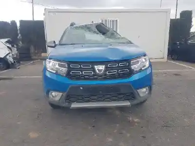 Veículo de Sucata dacia sandero basis do ano 2018 alimentado b4de4