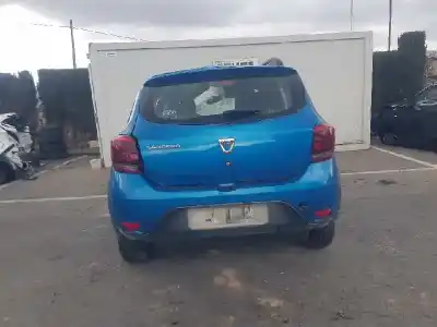 Veículo de Sucata dacia sandero basis do ano 2018 alimentado b4de4