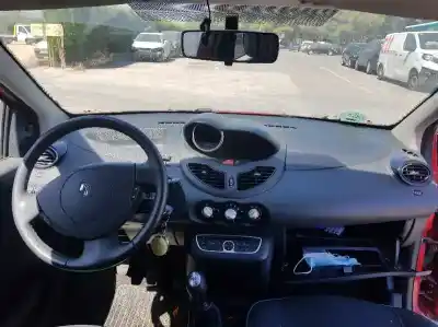 Veicolo di demolizione renault twingo authentique dell'anno 2012 alimentato d4fj7