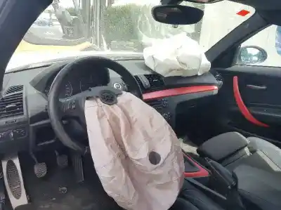 Veículo de Sucata bmw serie 1 berlina (e81/e87) 118d do ano 2008 alimentado n47d20a