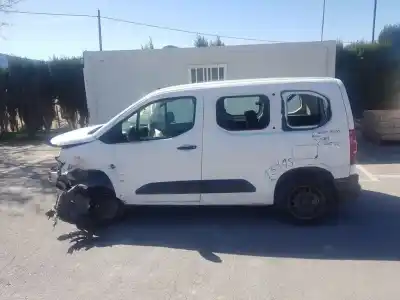 Veicolo di demolizione CITROEN                                            BERLINGO                                                                                                                                                                                                                                                   Start M                                                                                                                                                                                                                                                    dell'anno 2019 alimentato YH01