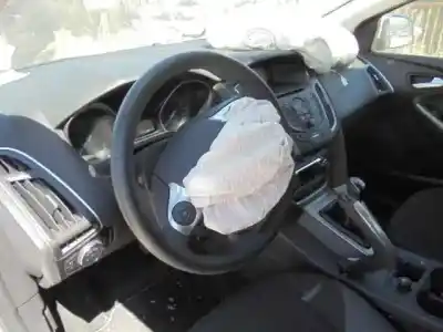 Scrapping Vehicle ford focus turn. (cb8) titanium of the year 2013 powered t1da