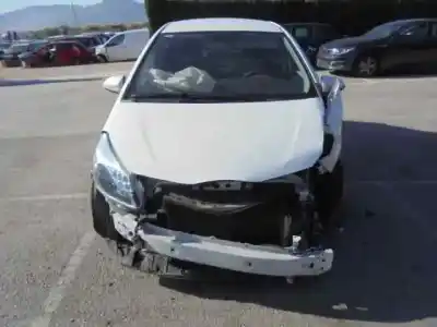Здавання транспортного засобу toyota yaris hsd active року 2014 потужний 1nz