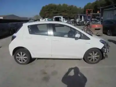 Здавання транспортного засобу toyota yaris hsd active року 2014 потужний 1nz