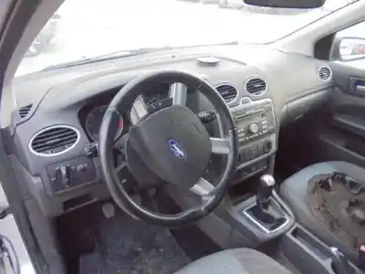 Veículo de Sucata ford focus berlina (cap) ambiente (d) do ano 2007 alimentado hhda